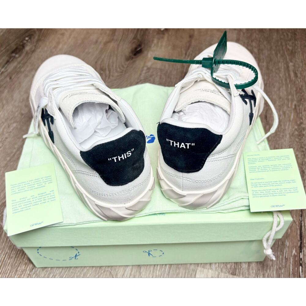 NIB - Off-White Low Top Vulcanized Sneakers - Blk/Wht EU 40 - Picture 4 of 11